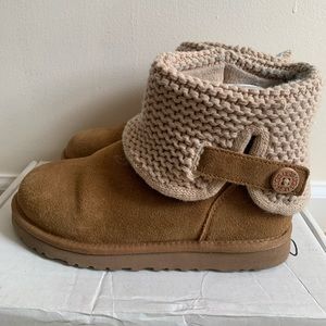 UGG Knit Boots (Size 6W/4.5Y)